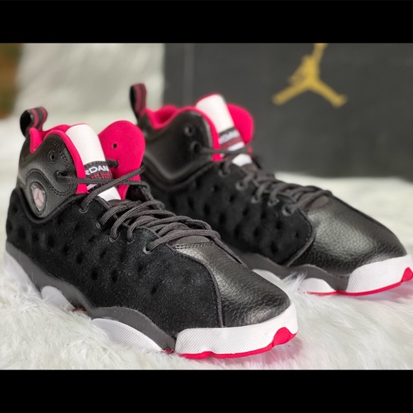 New Nike Grade School Jumpman Team 2 Jordan sneakers - Picture 9 of 14